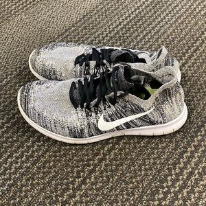 Nike Free RN Flyknit 2017 Oreo Gray Women's 8.5 880844-003